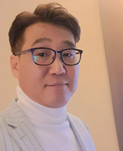 백일현